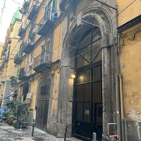La Chicca Appartamento Intero Nei Quartieri Spagnoli نابولي المظهر الخارجي الصورة